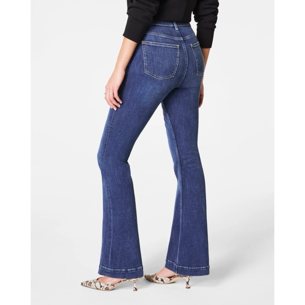 NWT SPANX SPANXsculpt ReDefine
Flare Jeans - Picture 4 of 8